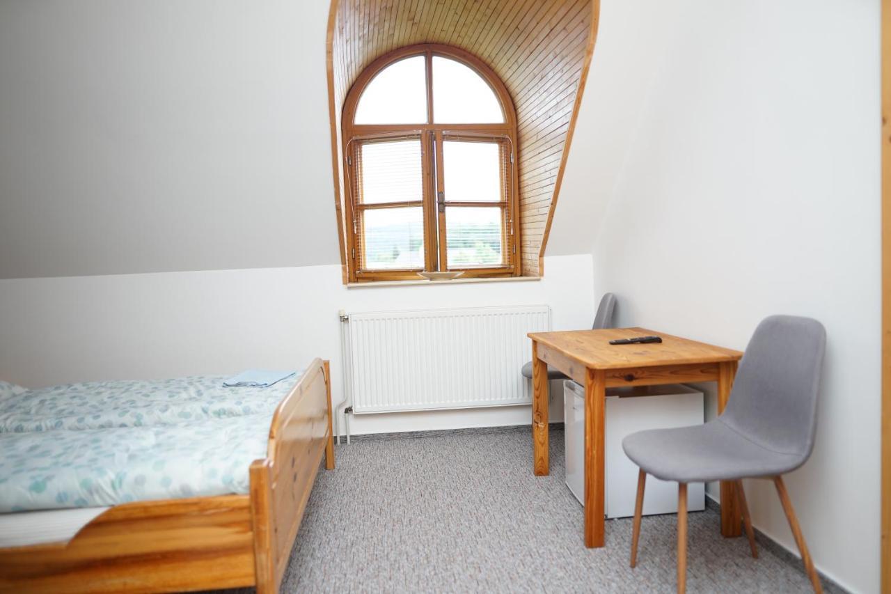 Penzion Terasa, Bed & Breakfast Velke Losiny Luaran gambar